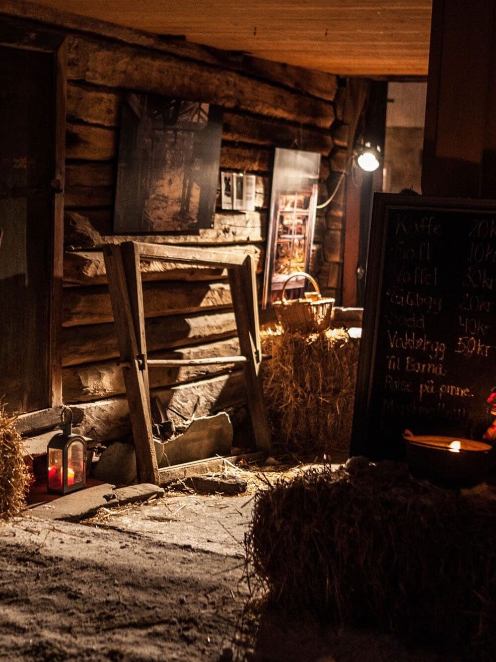 Det er mye som skjuler seg i historiske gårdsrom. Foto: Bjørg Moen Skancke