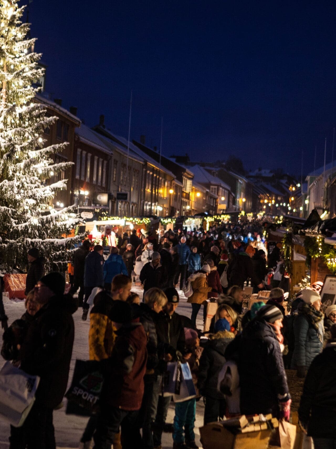Kveldsstemning Julemarked. Foto: Øyeblikket foto